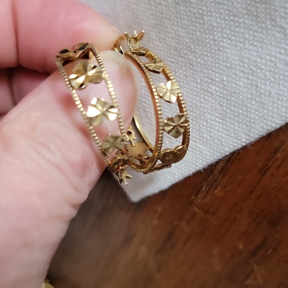 Three pairs of earrings all sterling - Picture 11 of 16